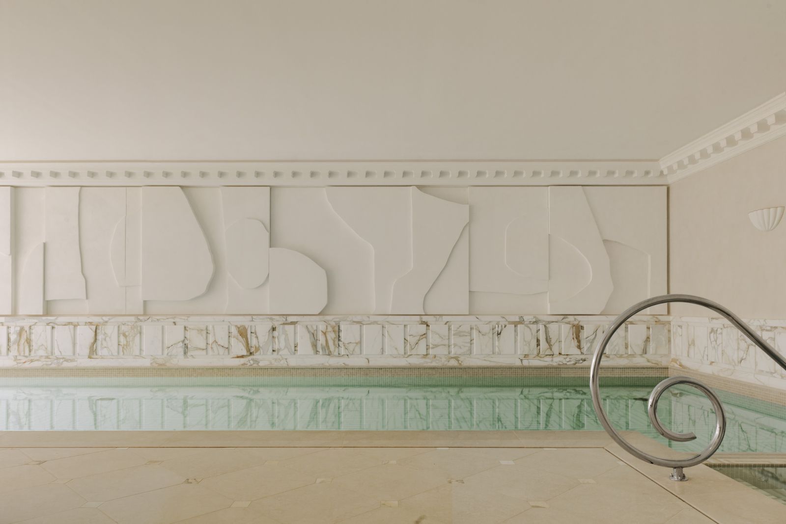 Image may contain Indoors Interior Design Handrail and Tub