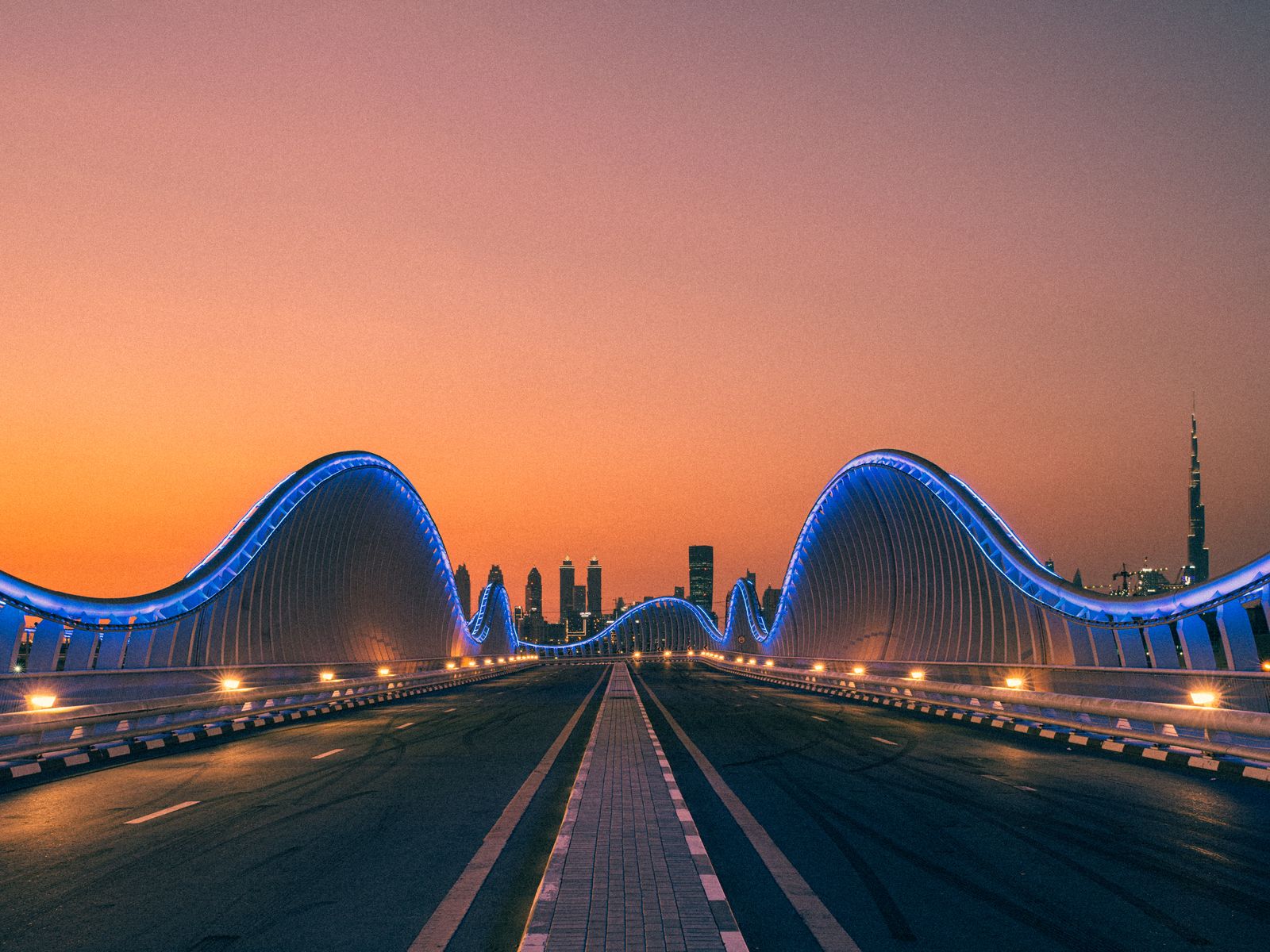 Why Are Dubai’s Roads So Perfect?