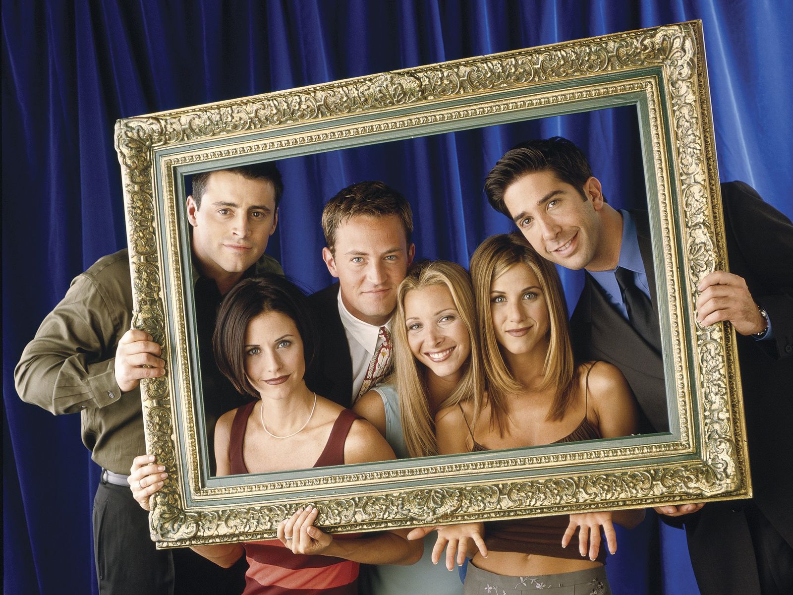 Where Do the Friends Cast Live? Inside Lisa Kudrow's Beverly Hills Estate and the Homes of Her Co-Stars