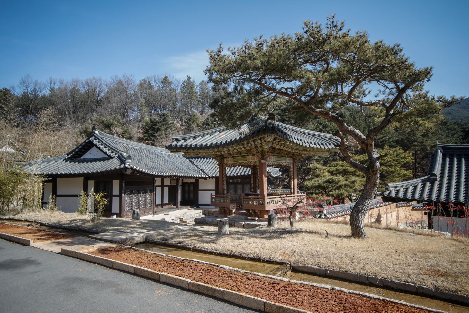 Image may contain Architecture Building Housing House Landmark Mansion and Palace