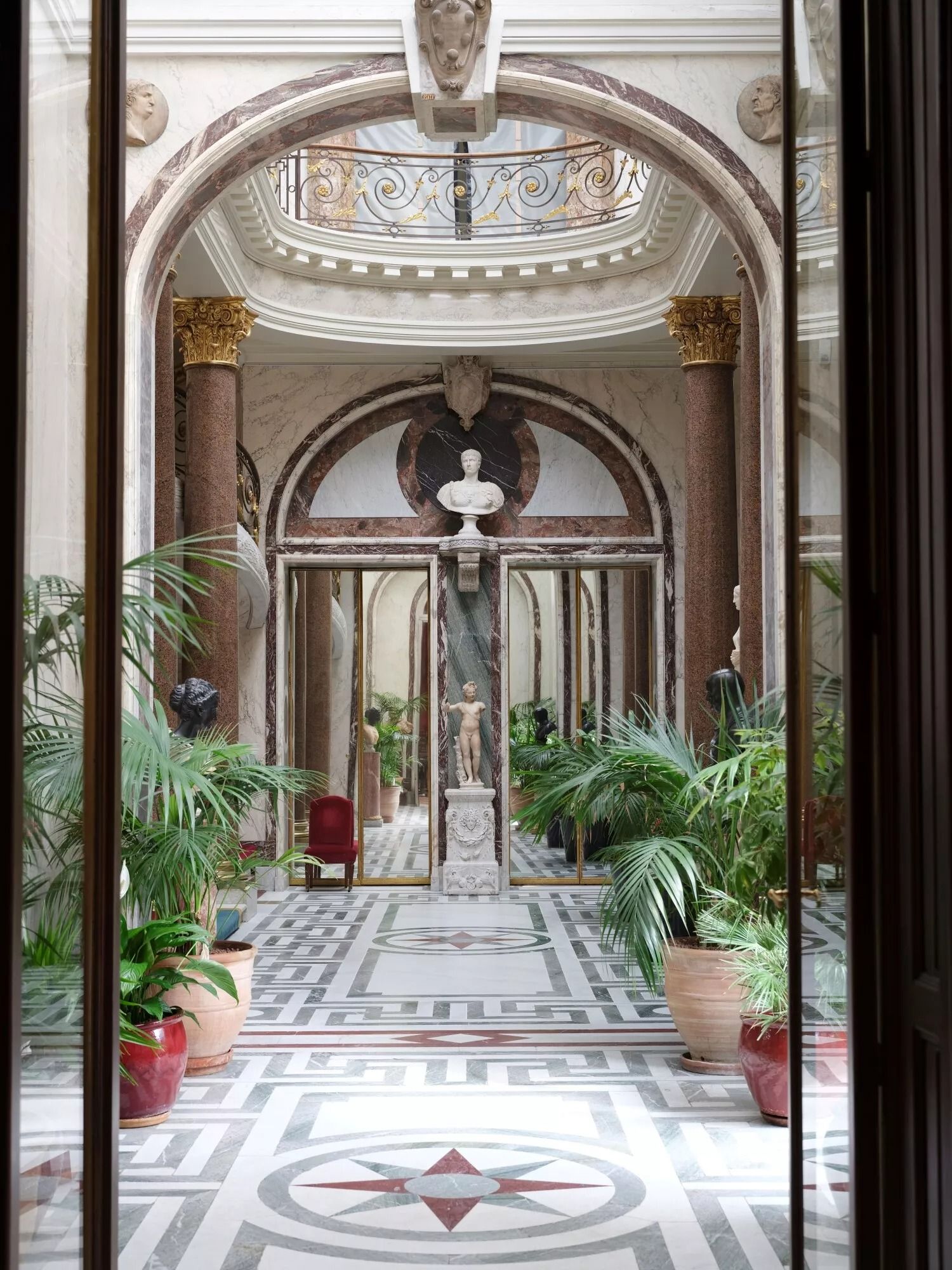Most Beautiful Museum Cafes in the World Le Nlie Muse JacquemartAndr Paris